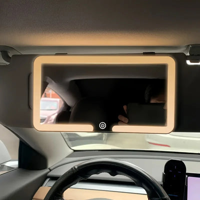 מראת איפור מוארת לרכב